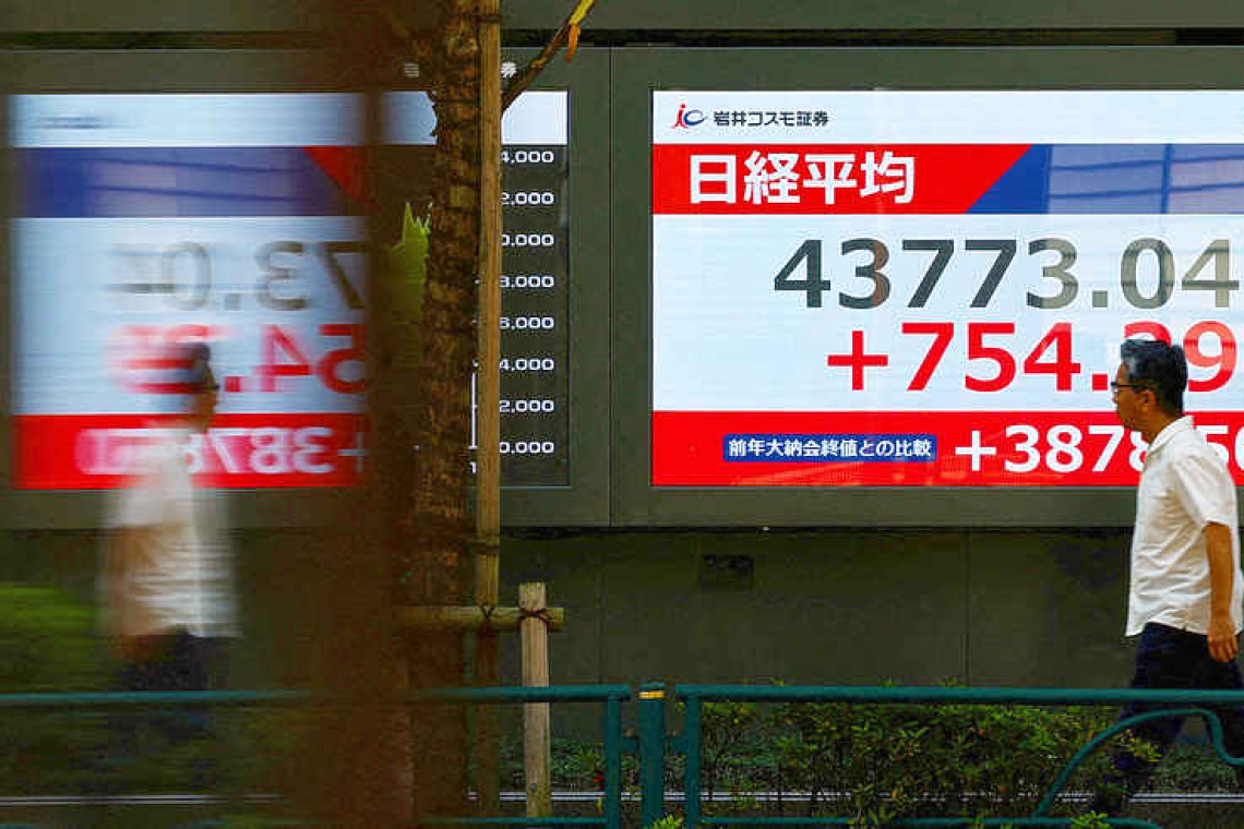 'ChatGPT, what stocks should I buy?'  AI fuels boom in robo-advisory market